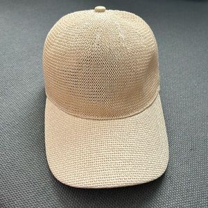 Zara cap